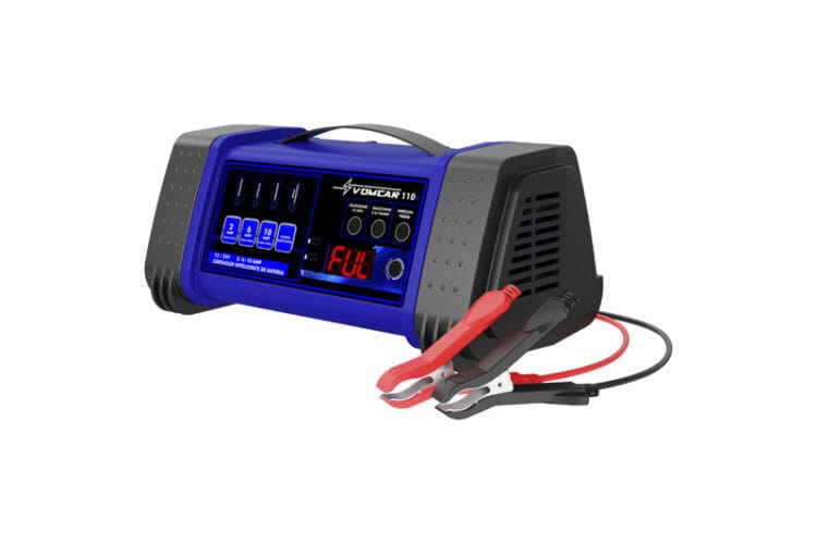 Chargeur haute fréquence 12/24 V 10 A 110 V de marque VOMCAR