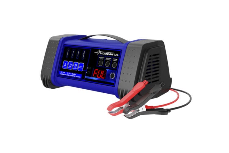 CARREGADOR DE ALTA FREQUÊNCIA 12/24V 20 AMP 120V da marca VOMCAR
